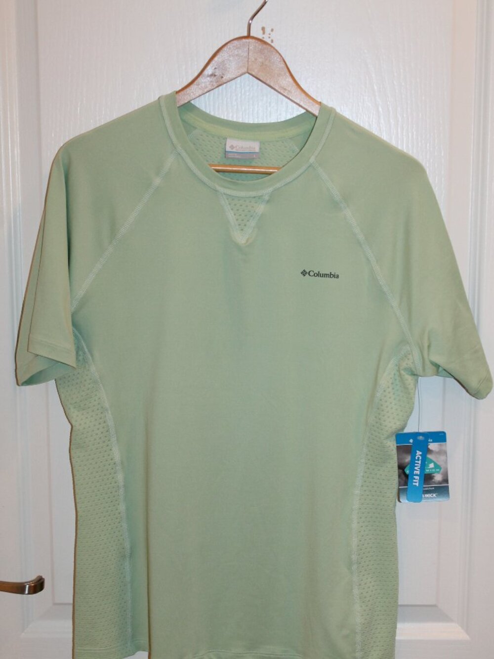 New Columbia Maplegate Short Sleeve Womens Shirt Athletic Hiking Outdoor Size L